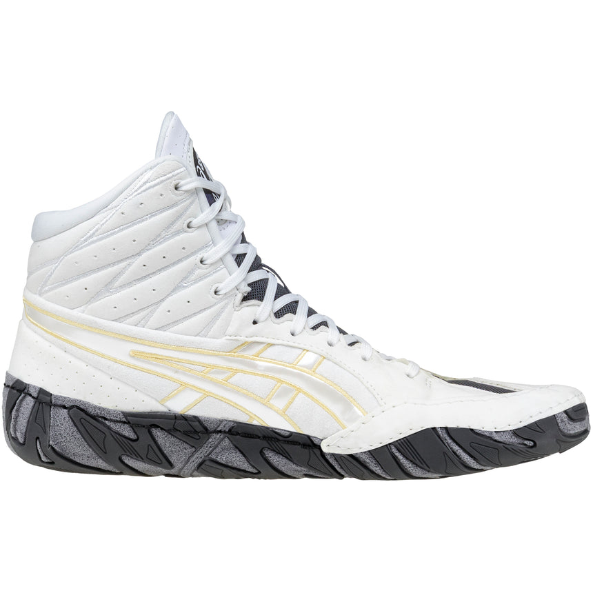ASICS Aggressor 6 Wrestling Shoes in White and Gold side view