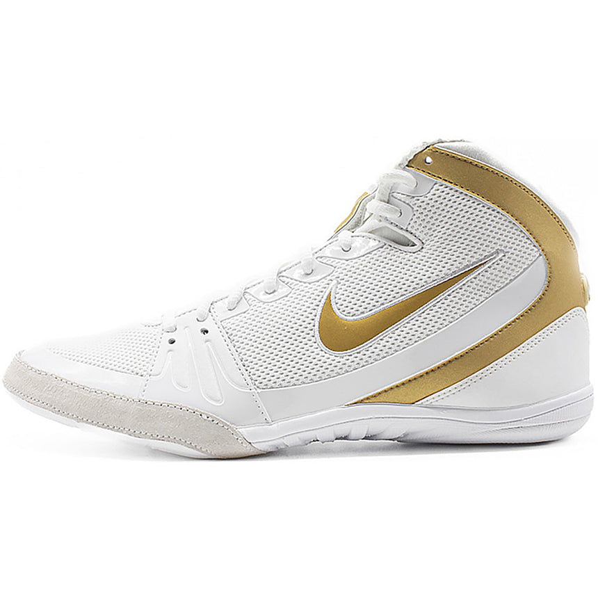 Nike Freek Wrestling Shoes in White and Gold from the side 2
